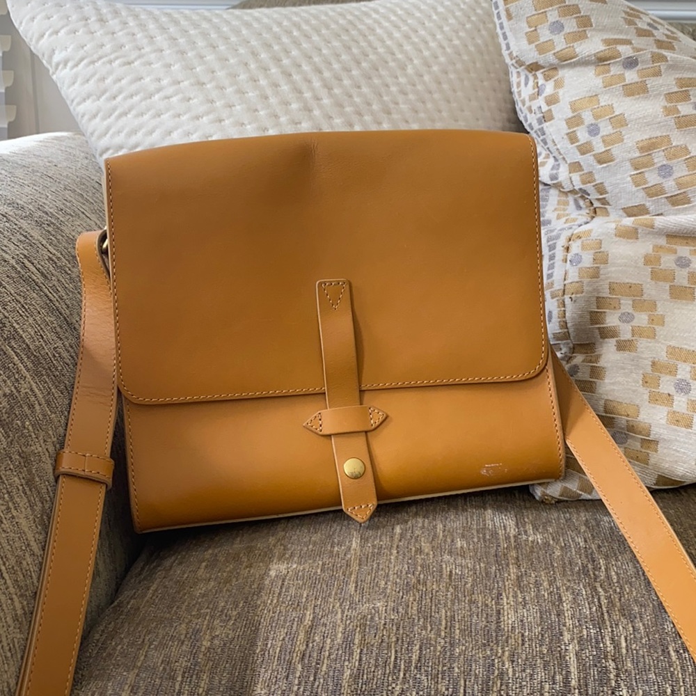 Mustard crossbody